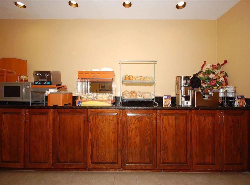 Best Western Plus Edison Inn Garner Restoran fotoğraf